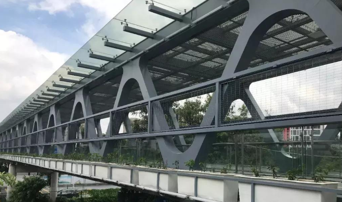 怒江论管桁架结构工程弯管加工防锈处理的方法